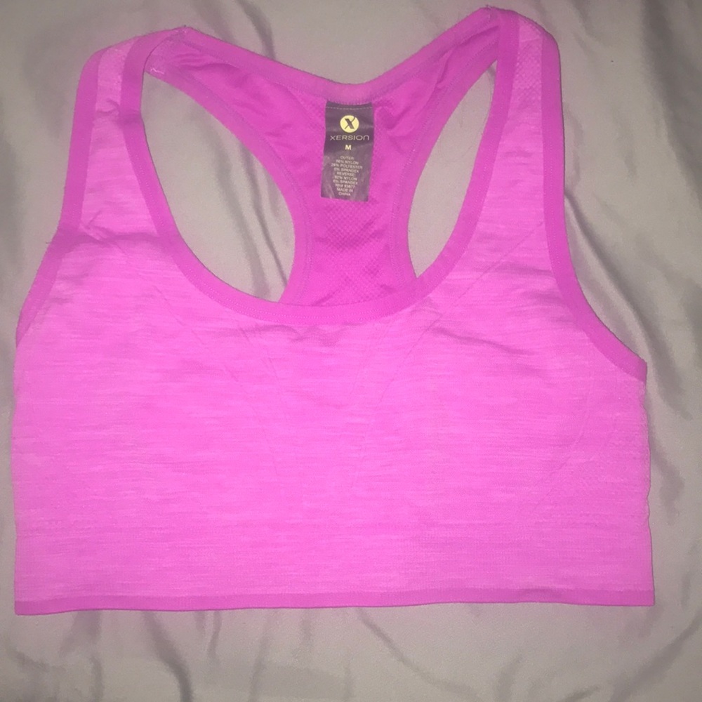 sports bra